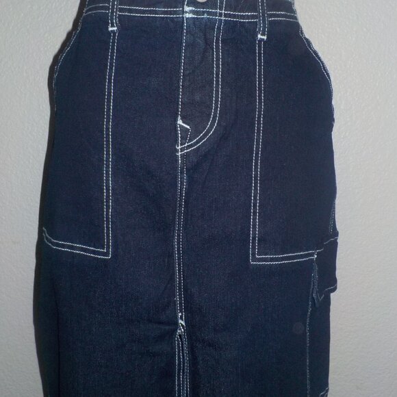 TRUE RELIGION WOMENS SIZES CARGO DARK WASH WHITE TOP STITCHED MAXI DENIM SKIRT - Picture 11 of 11